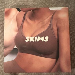SKIMS Sculpting Bra - Seamless Solution Wear